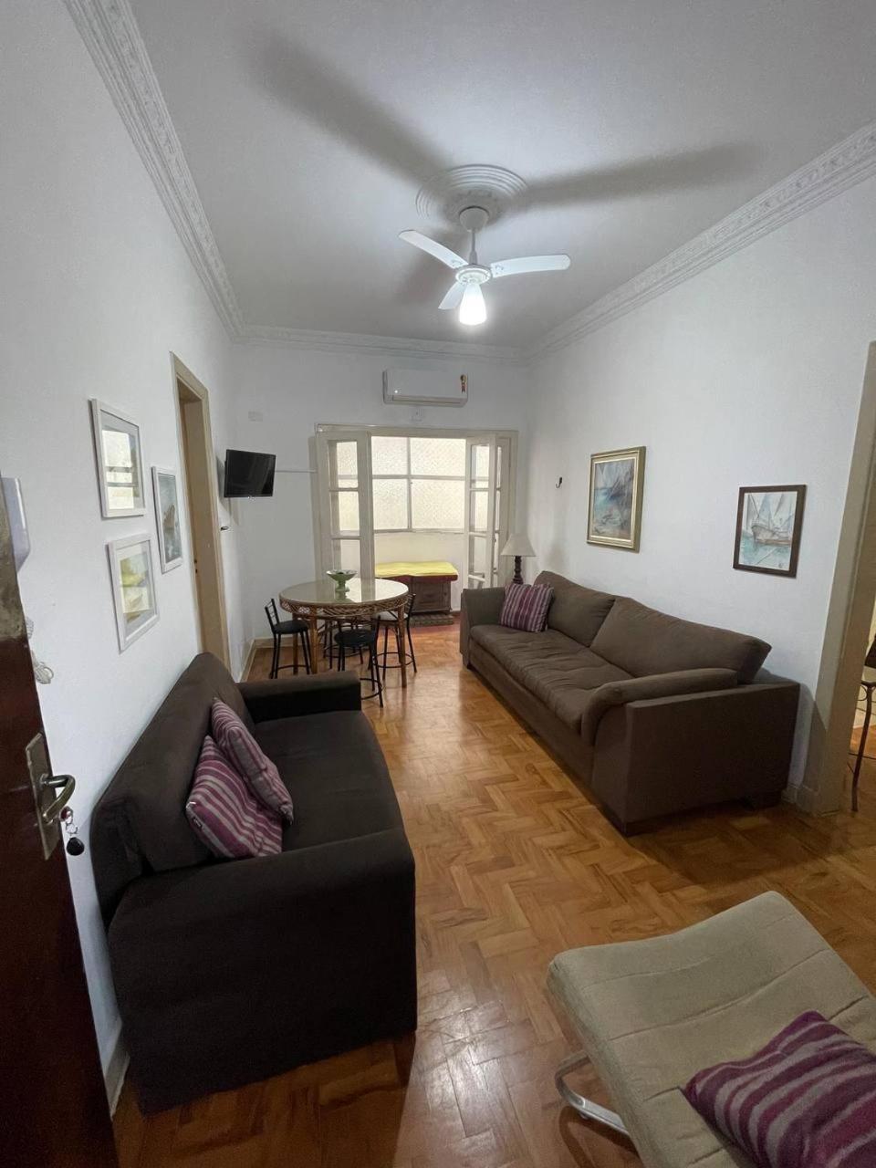Espacoso Na Ponta Da Apartamento Santos (Sao Paulo)